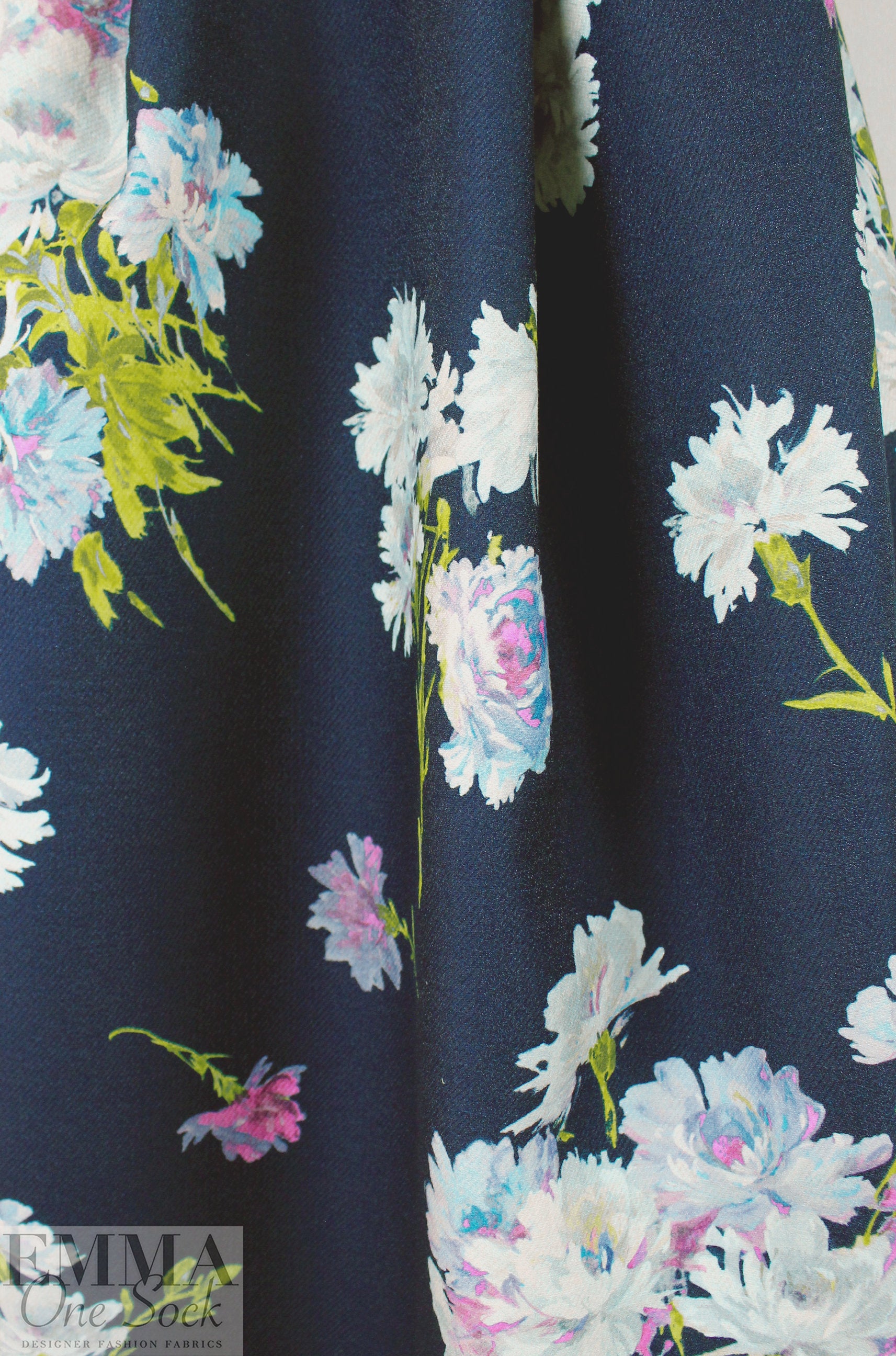 Emanue1 Ungaro haute couture wool twill - tossed bouquet .5 yds