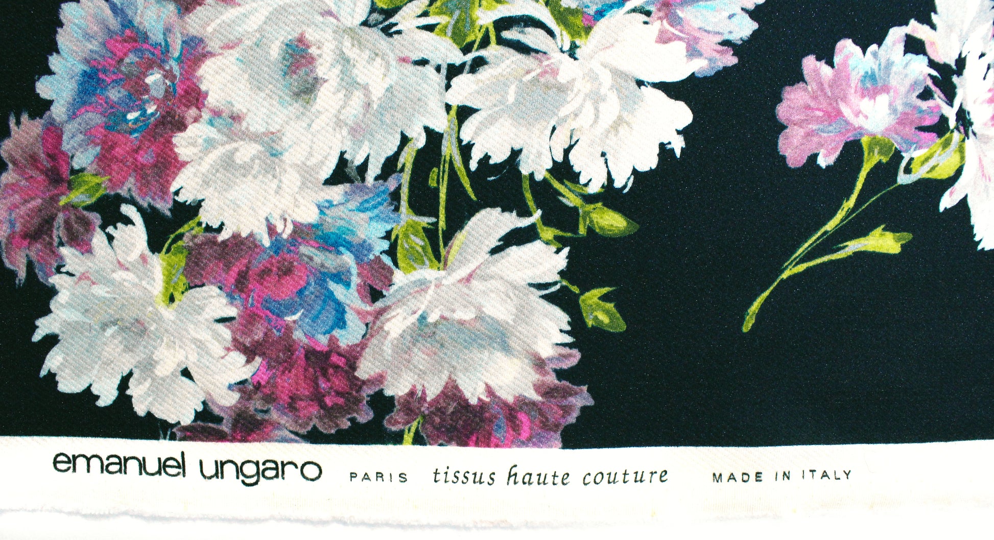 Emanue1 Ungaro haute couture wool twill - tossed bouquet .5 yds