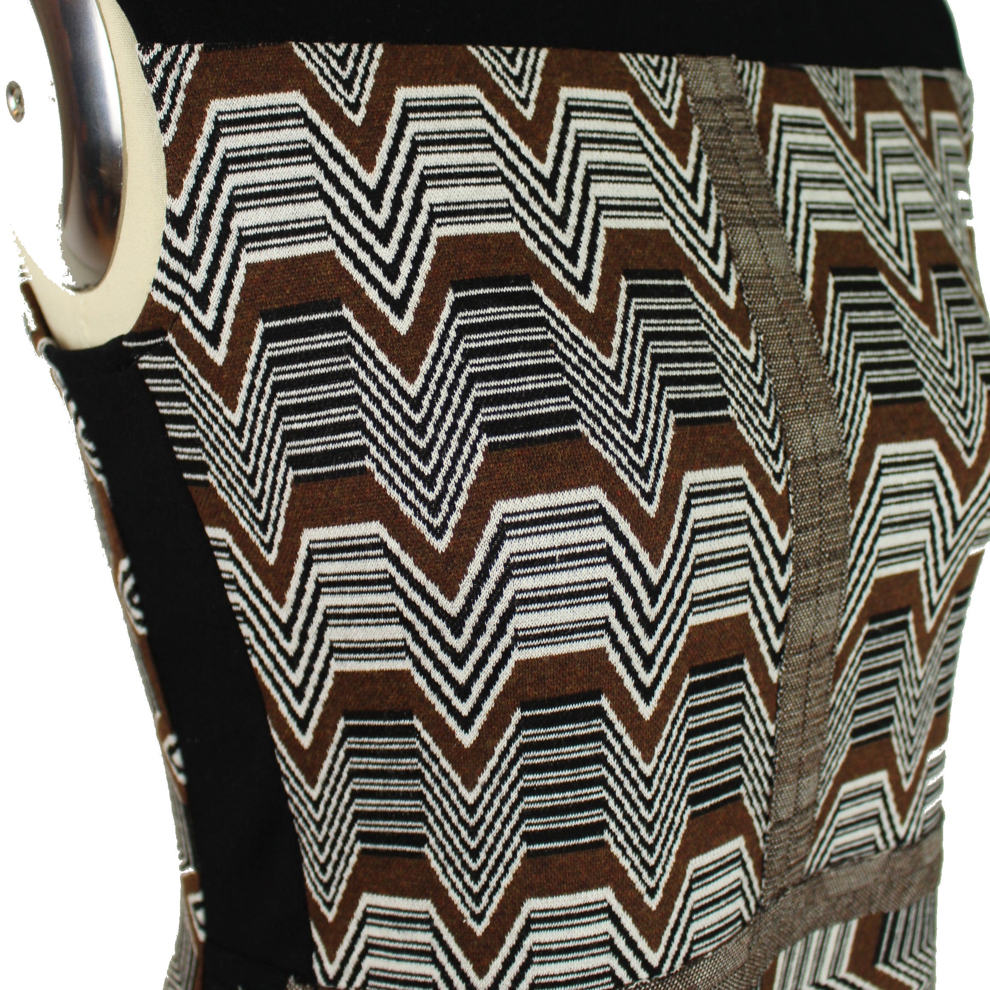 CA designer jacquard knit - heartbeat chevron 1.375 yd